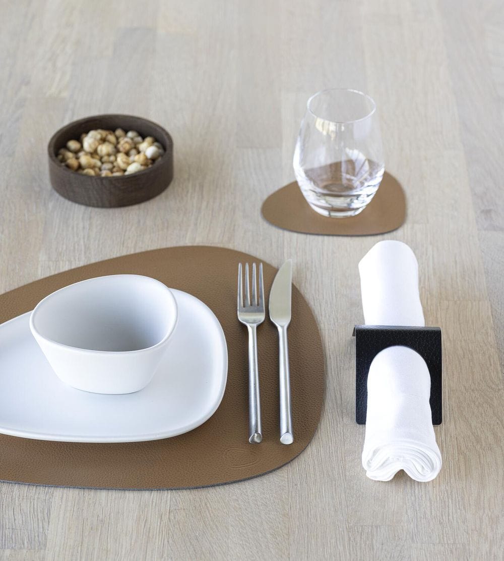 Lind ADN Curve Placemat Serene Cuir M, Natural