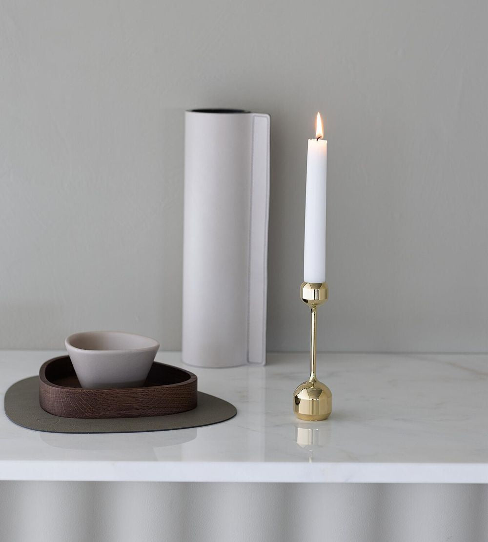 Lind DNA Silhouette 145 Candle Holder, guld