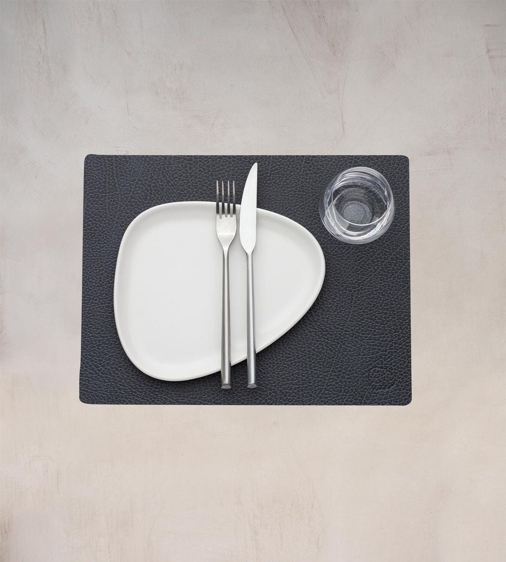 Lind Dna Square Placemat Hippo Leather M, Black Anthracite