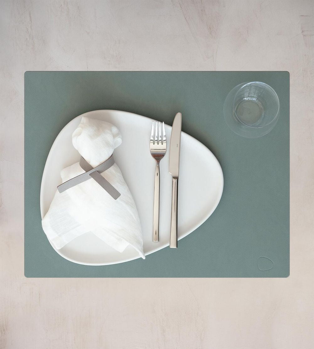 Lind DNA Square Placemat Nupo Leather L, Green pastel