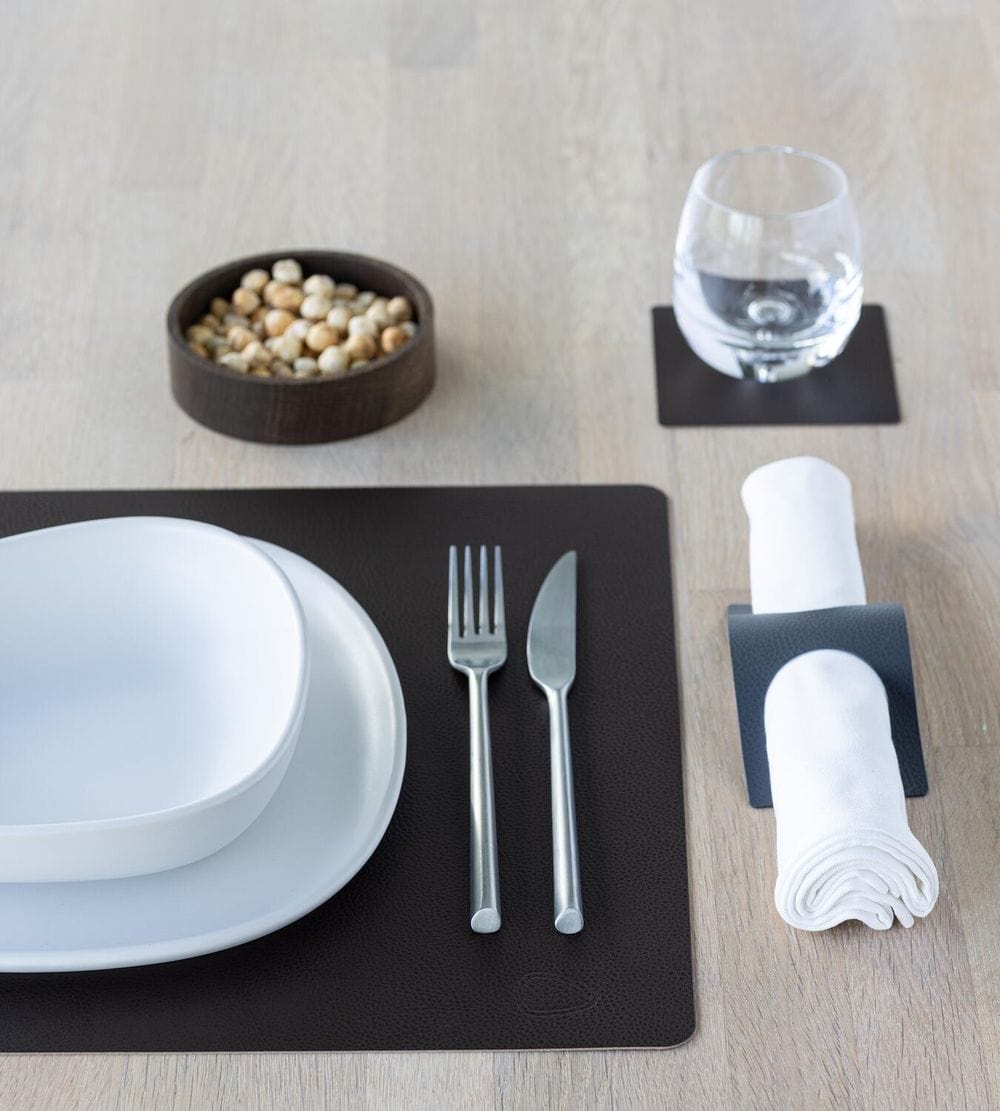 Lind DNA Square Placemat Serene Leather L, Ha SEL