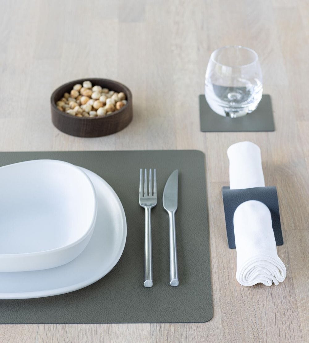 Lind DNA Square Placemat Cuir Seree L, MO S