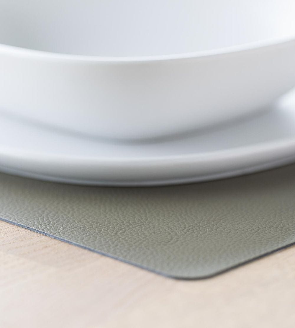 Lind DNA Square Placemat Serene Leather L, Mo S