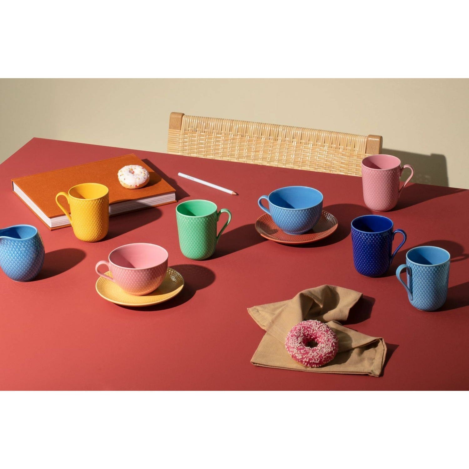 Lyngby Porcelæn Rhombe Color Tea Tasse mit Untertasse, Pink/Beige