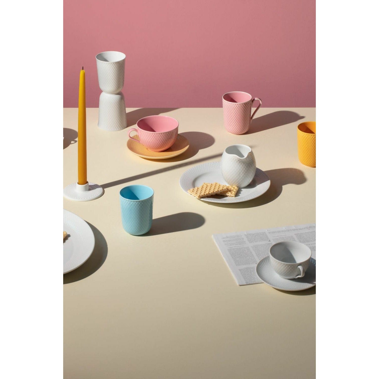 Lyngby Porcelæn Rhombe Color Tea Tasse mit Untertasse, Pink/Beige