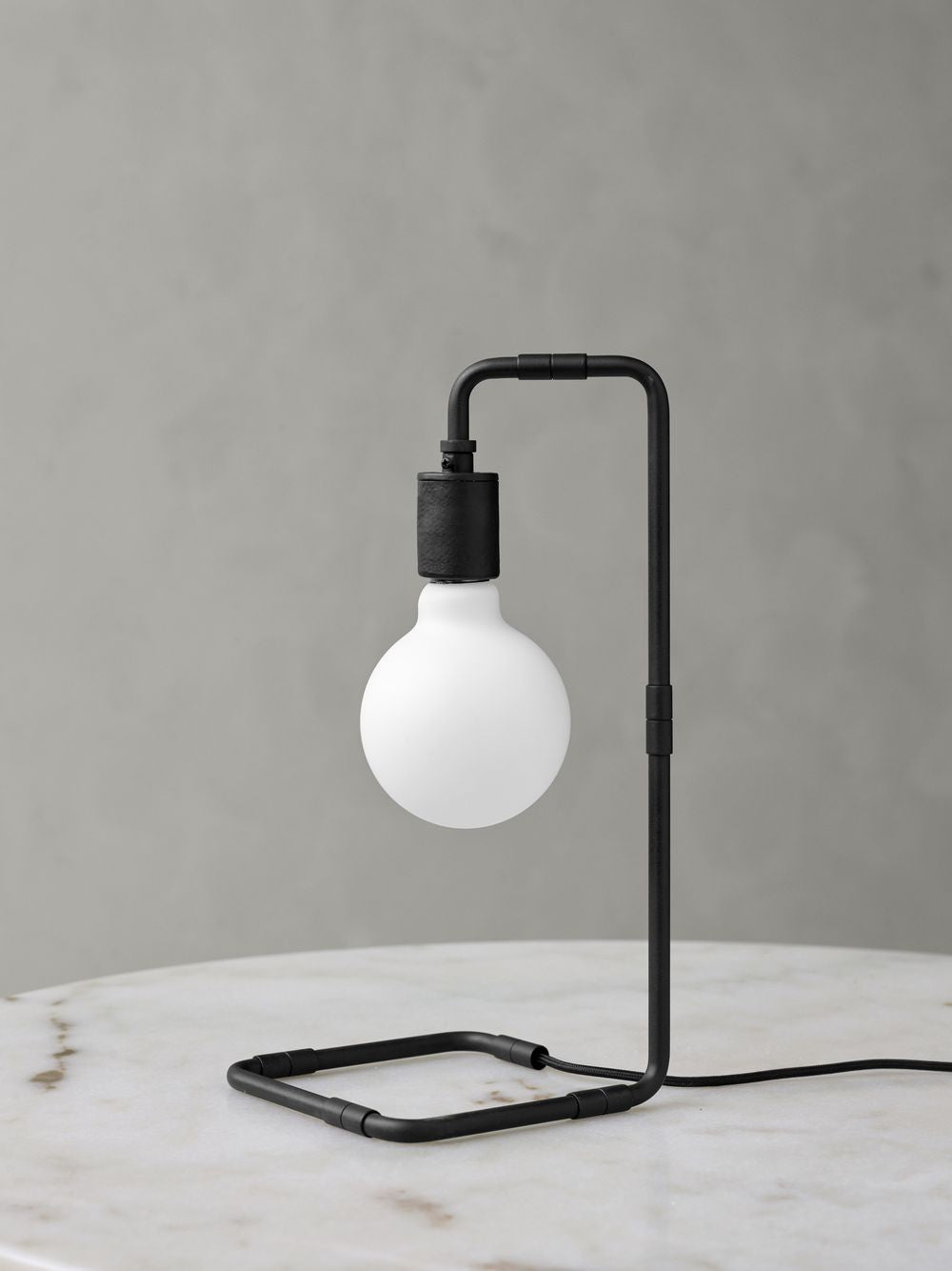 Audo Copenhagen Globe LED Limilla 9,5 cm, Opal