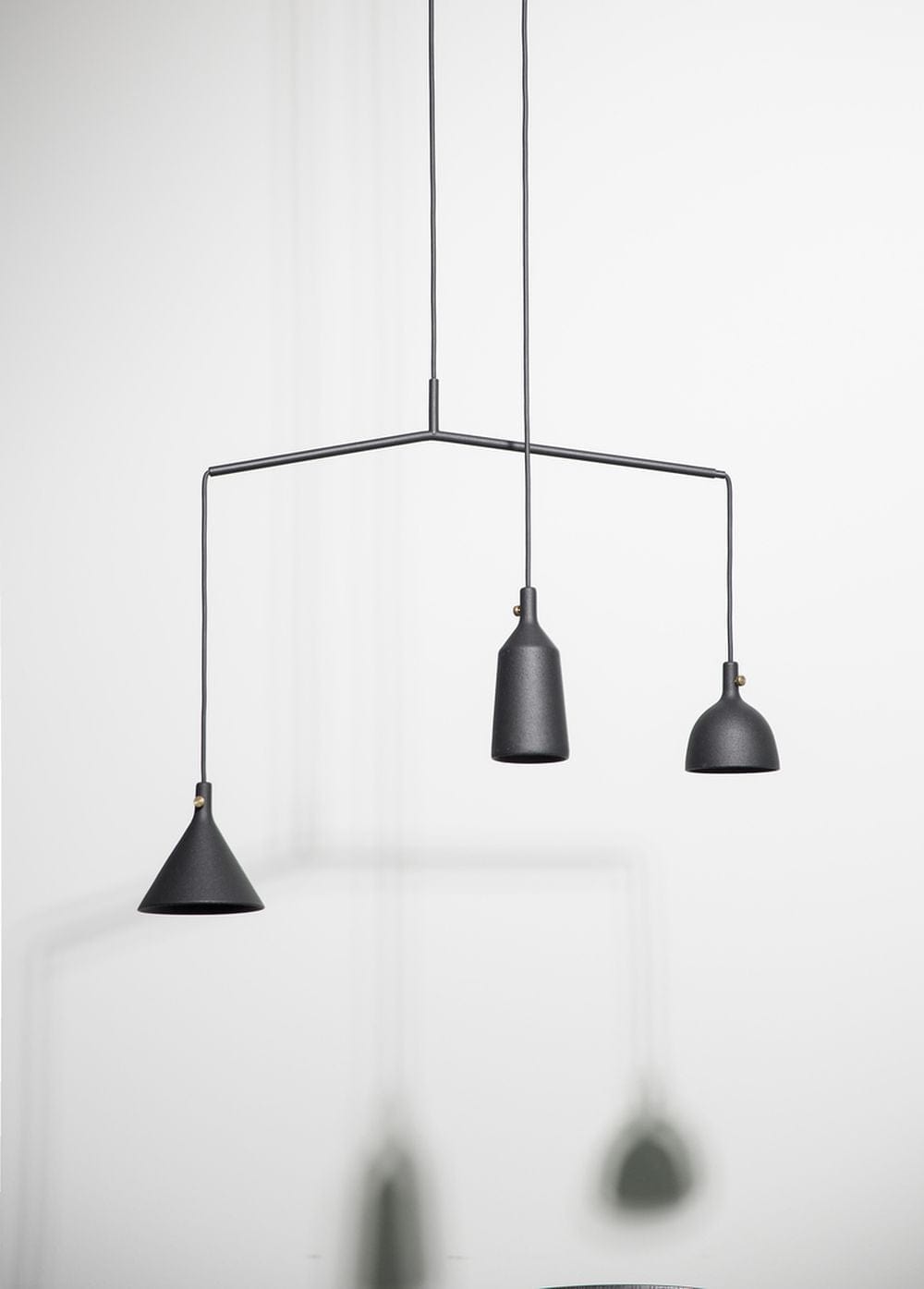 Audo Copenhagen Guss -Federung Lampe 1, schwarz