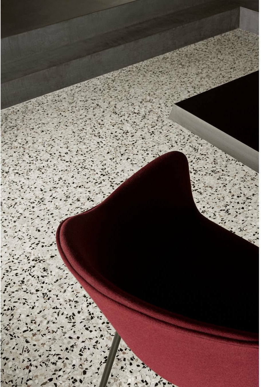 Audo Köpenhamn Harbor matsstol mörkfärgad ek, bränd röd