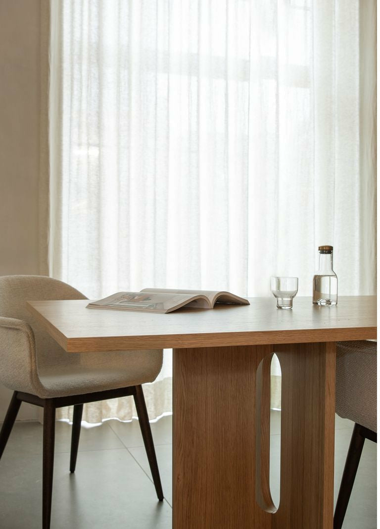 Audo Copenhagen Harbor Silla de comedor de roble natural, blanco