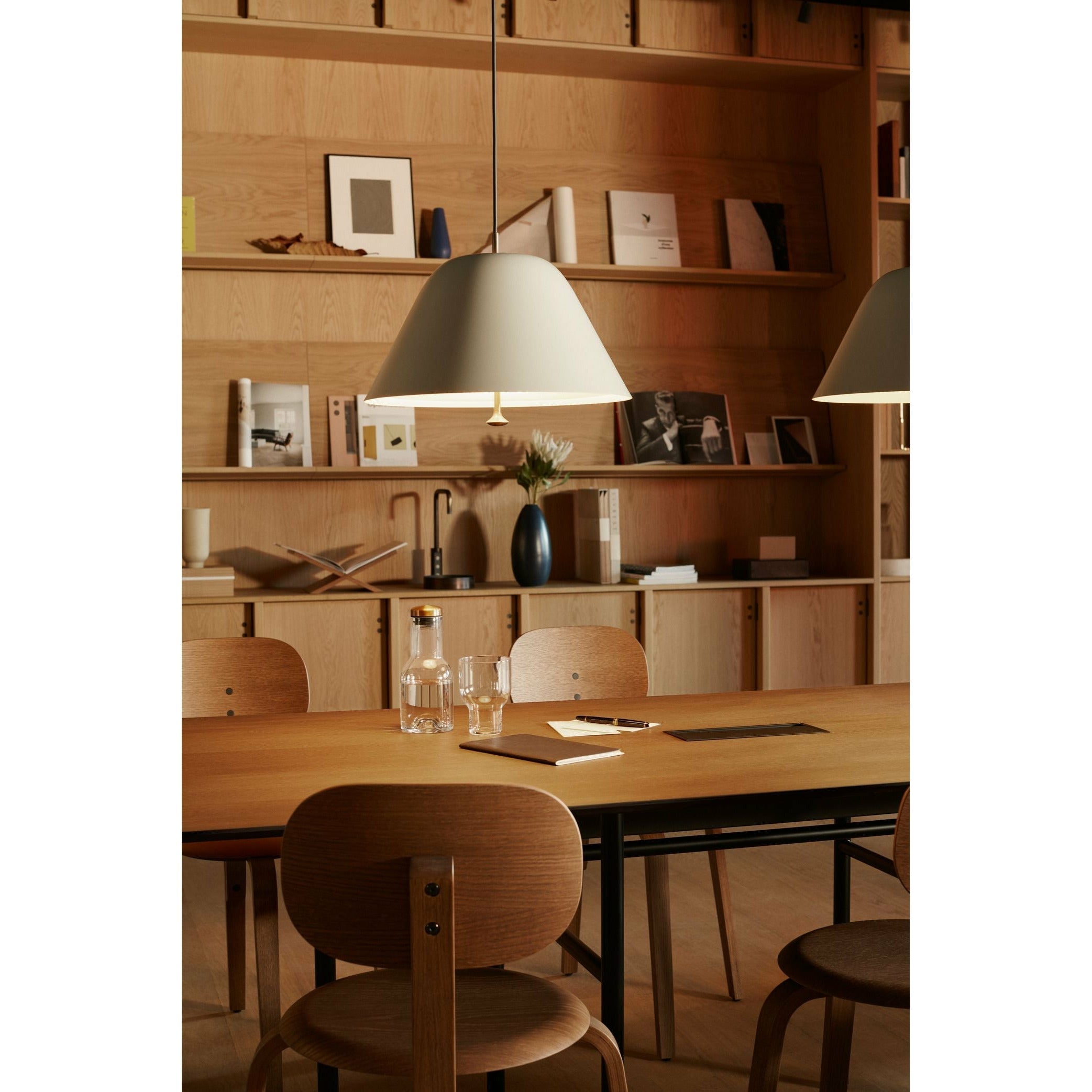 Audo Copenhagen Levitate Pendant Lamp ø28 Cm, Grey/Bronzed Brass