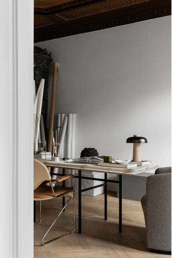 Audo Copenhagen Reverse Table Lampe, Travertine Marmor