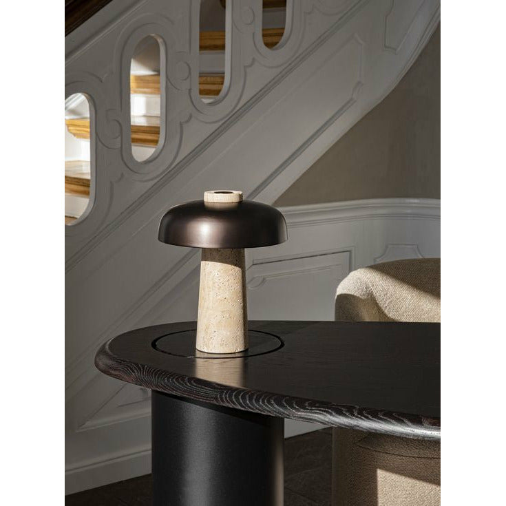 Audo Copenhagen Reverse Table Lampe, Travertine Marmor