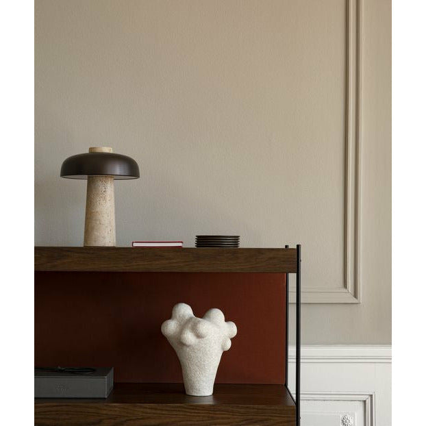 Audo Copenhagen Reverse Table Lampe, Travertine Marmor