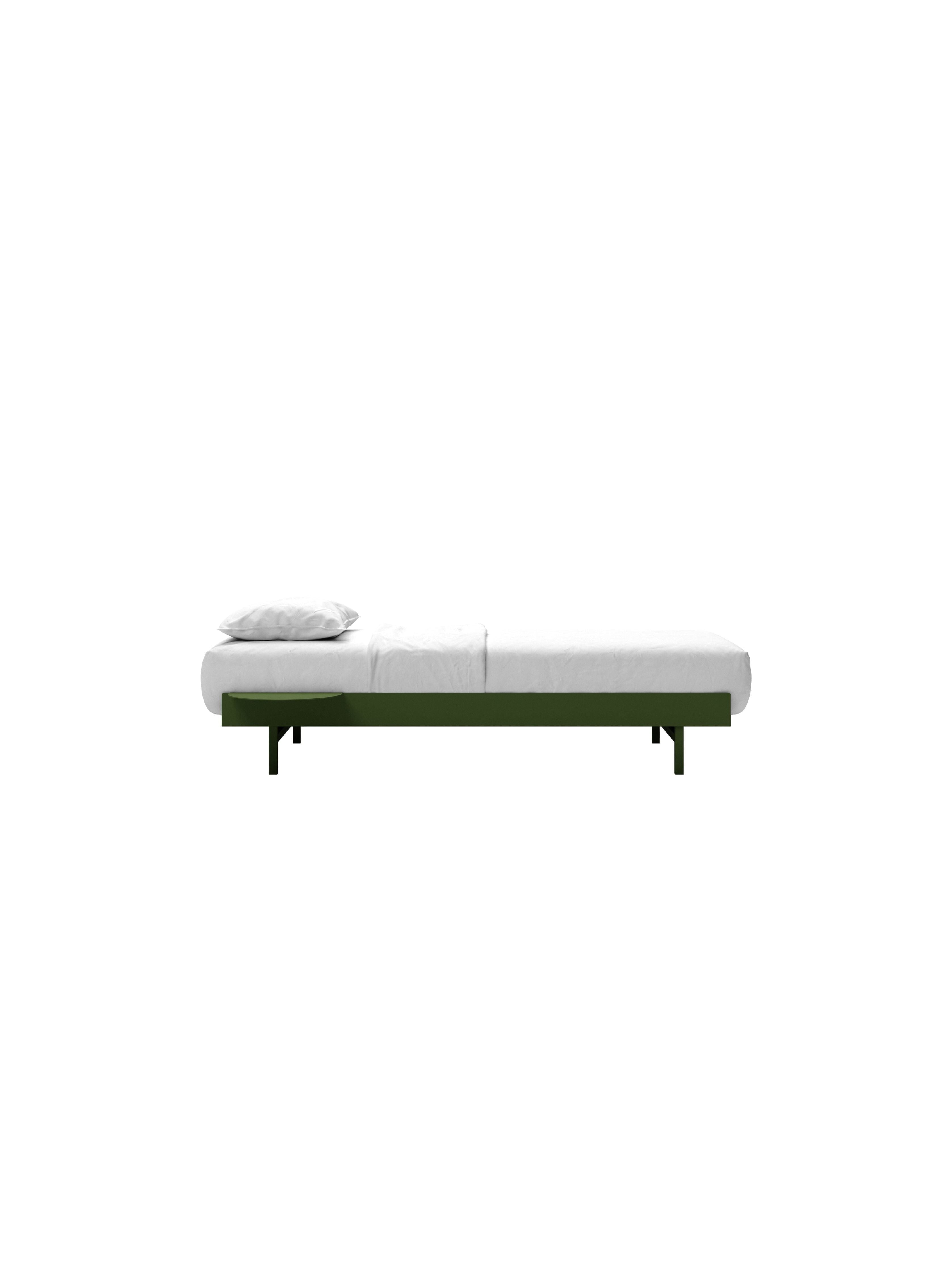Lit moebe avec 1 table de chevet 90 cm, vert pin