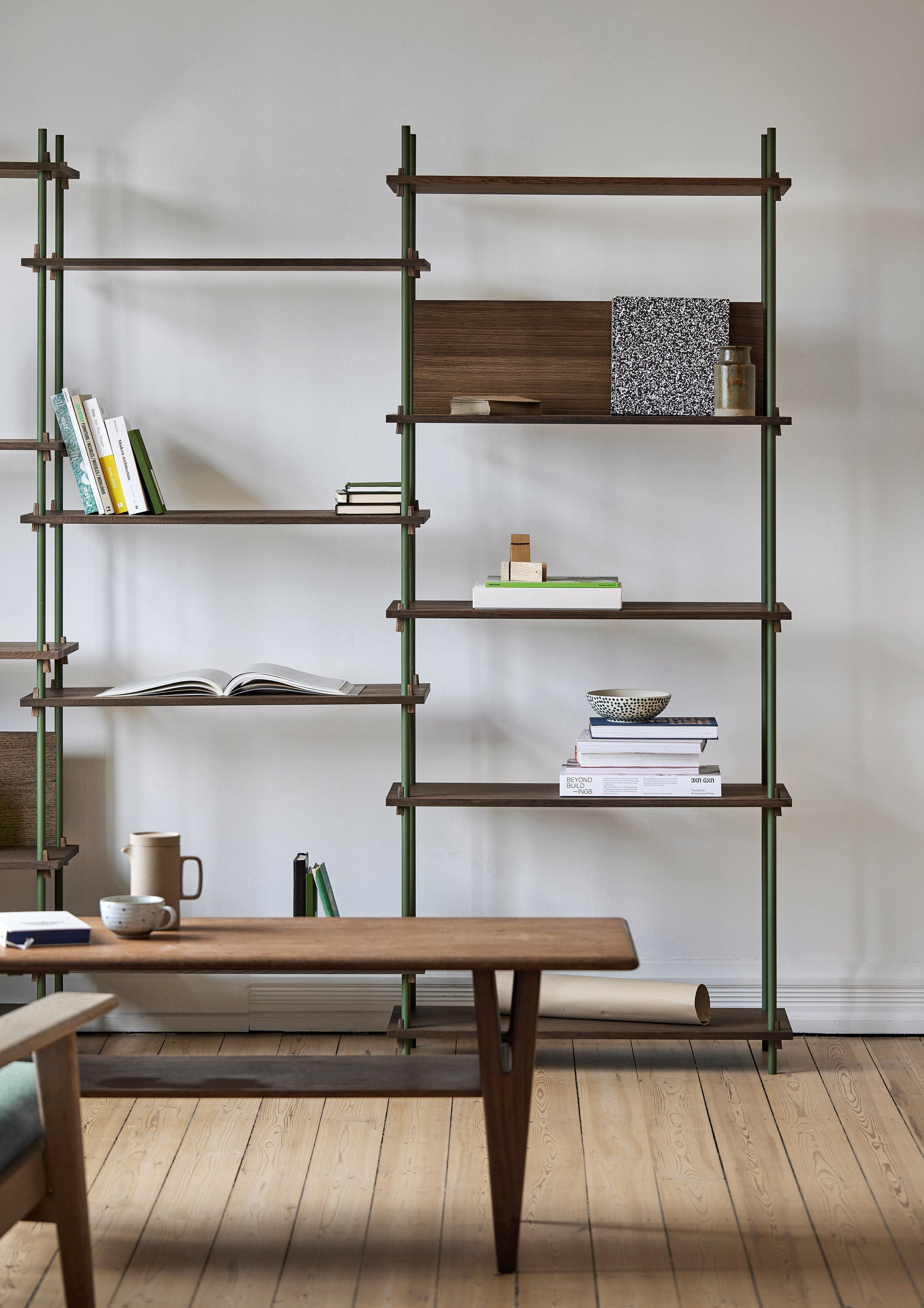 Moebe Shelving System S.255.2.E, Smoked Oak/Pine Green