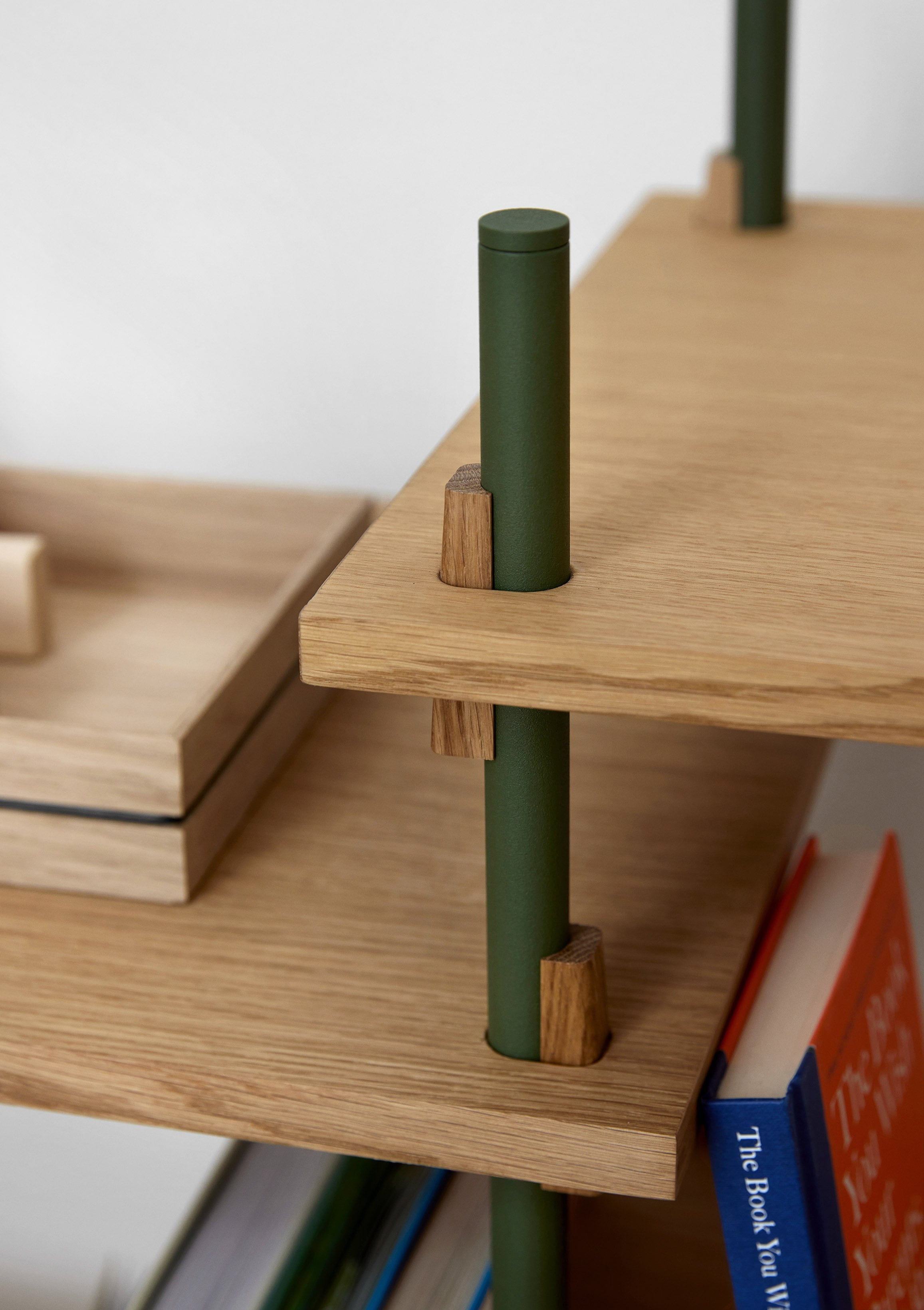 Moebe Shelving System S.85.2.A, Oak/Pine Green