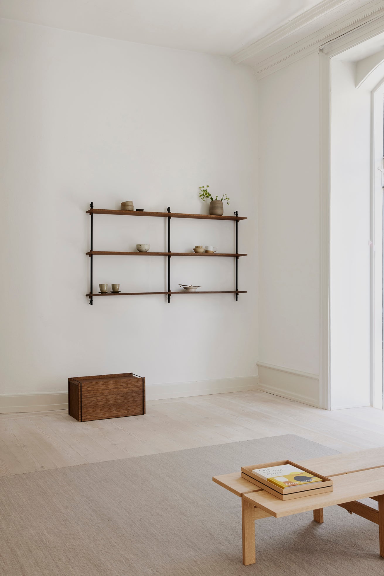 Moebe Wall Shelving Ws.115.1, Røget eg/sort