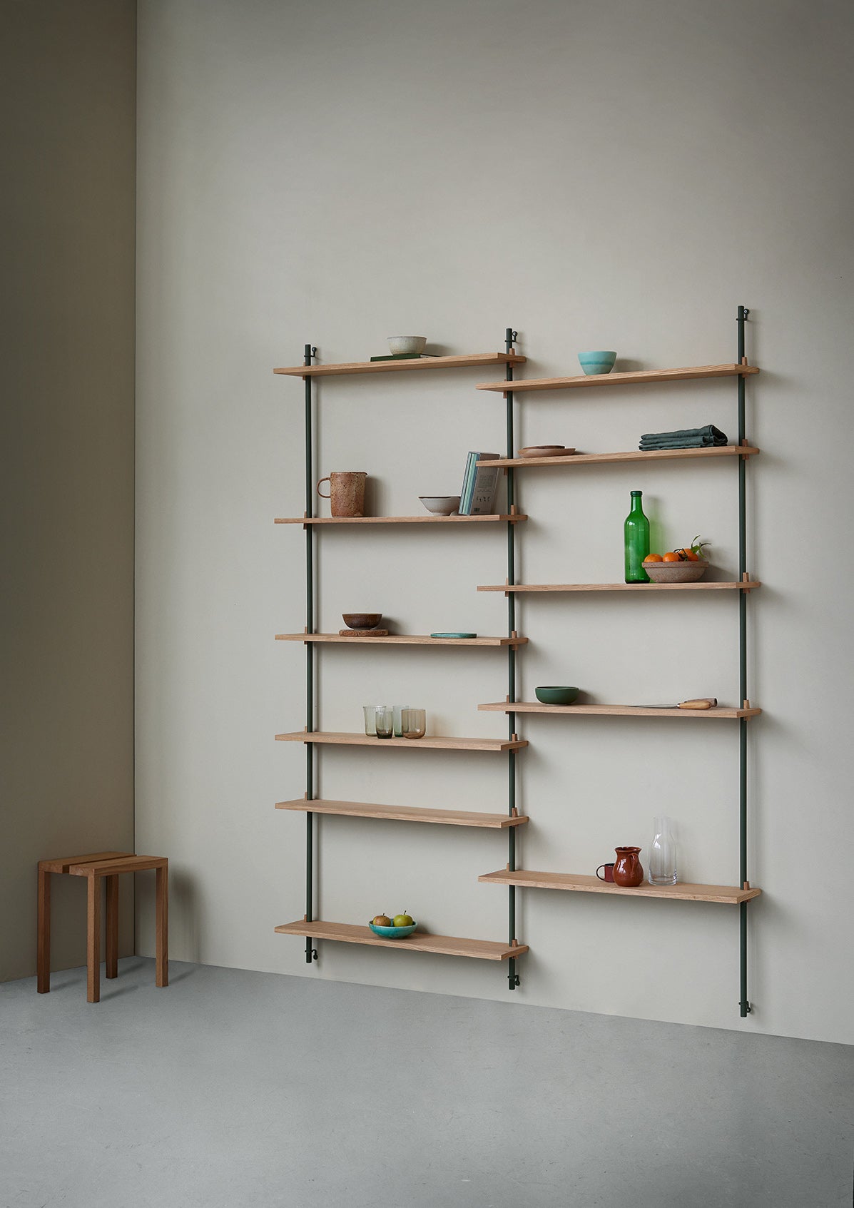 Moebe Wall Shelving Ws.85.1, Oak/Pine Green