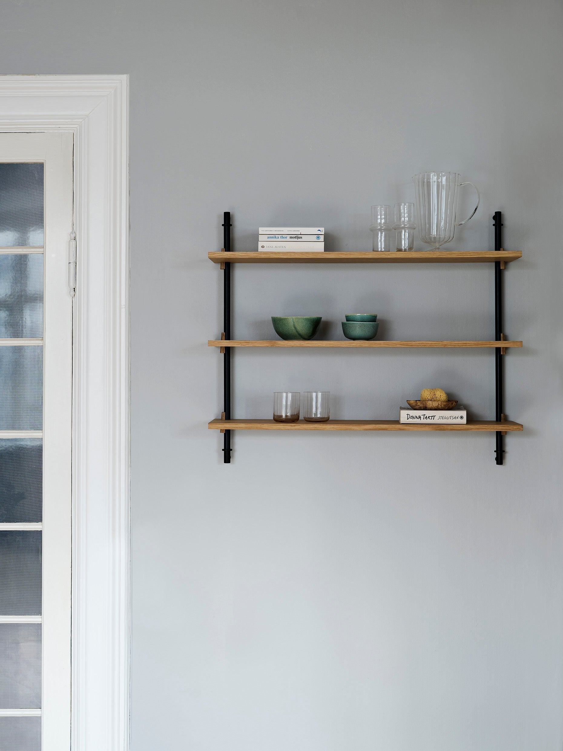 Moebe Wall Shelving Ws.85.1, Oak/Black