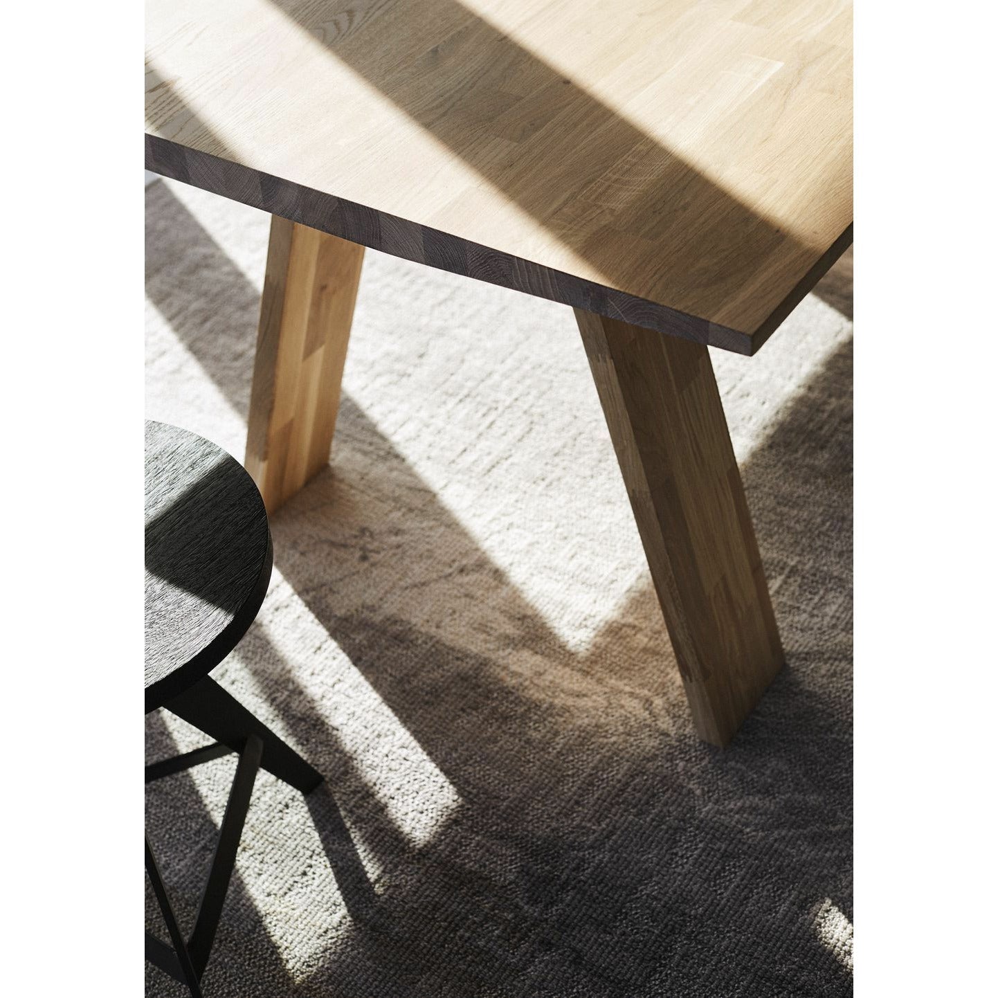 Muubs Angle Dining Table, Nature