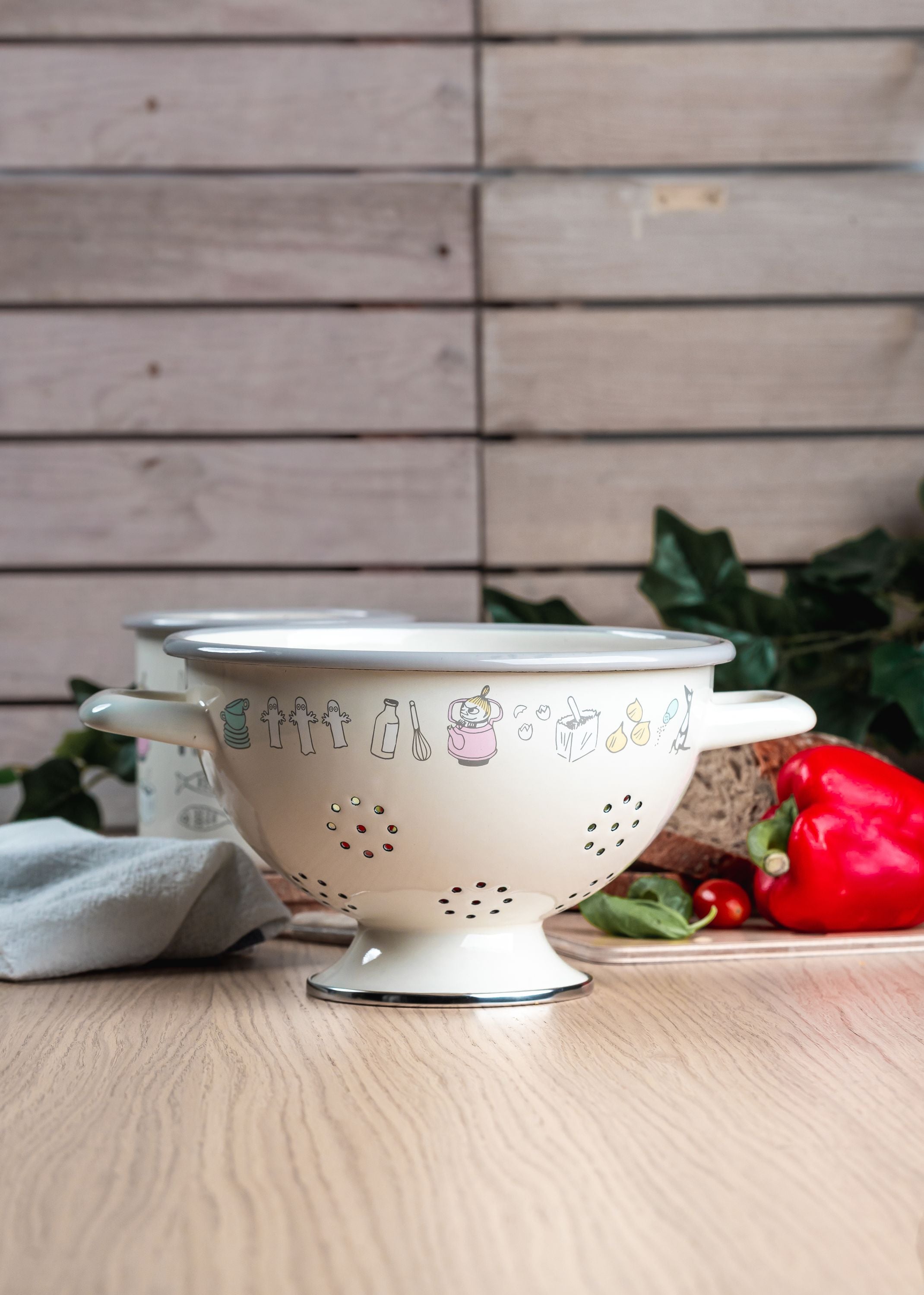 Muurla Moomin Bon Appétit Enamel Colander