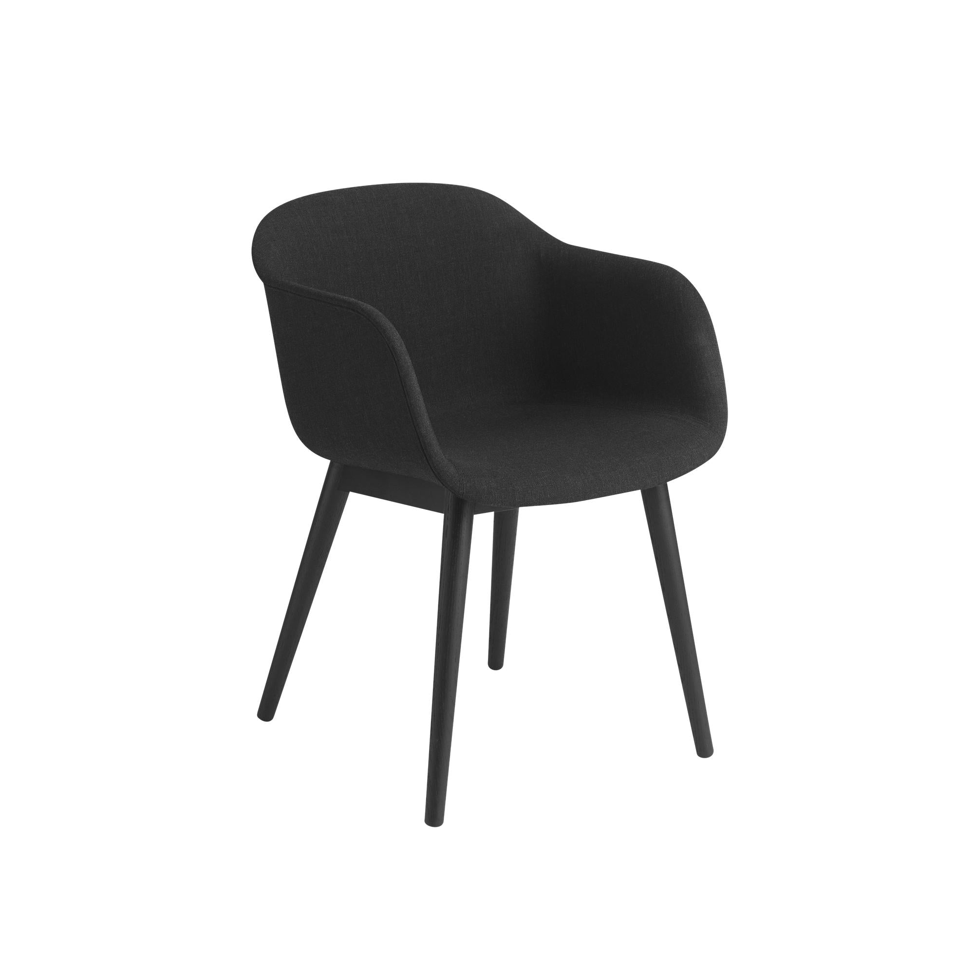 Muuto vezel fauteuil houten benen, stoffen stoel, zwart