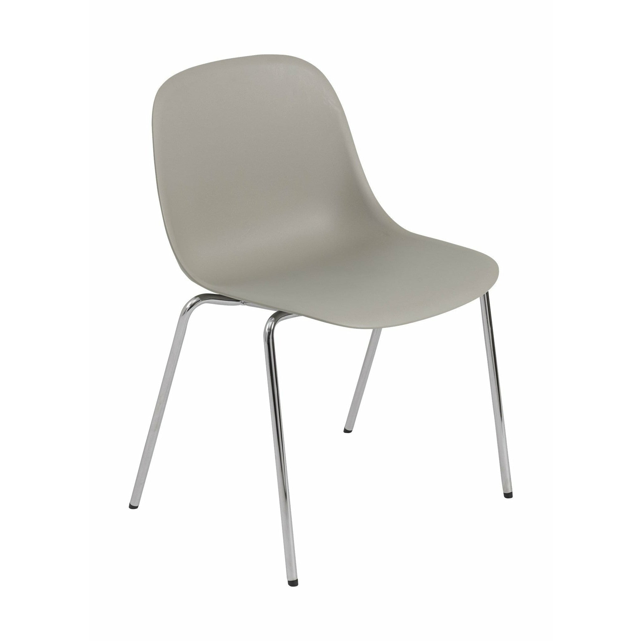 Silla lateral de fibra muuto hecha de plástico reciclado una base, gris/cromo