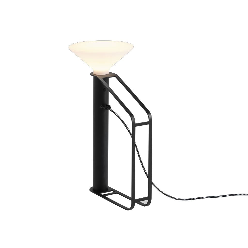 Muuto Piton tragbare Lampe, schwarz