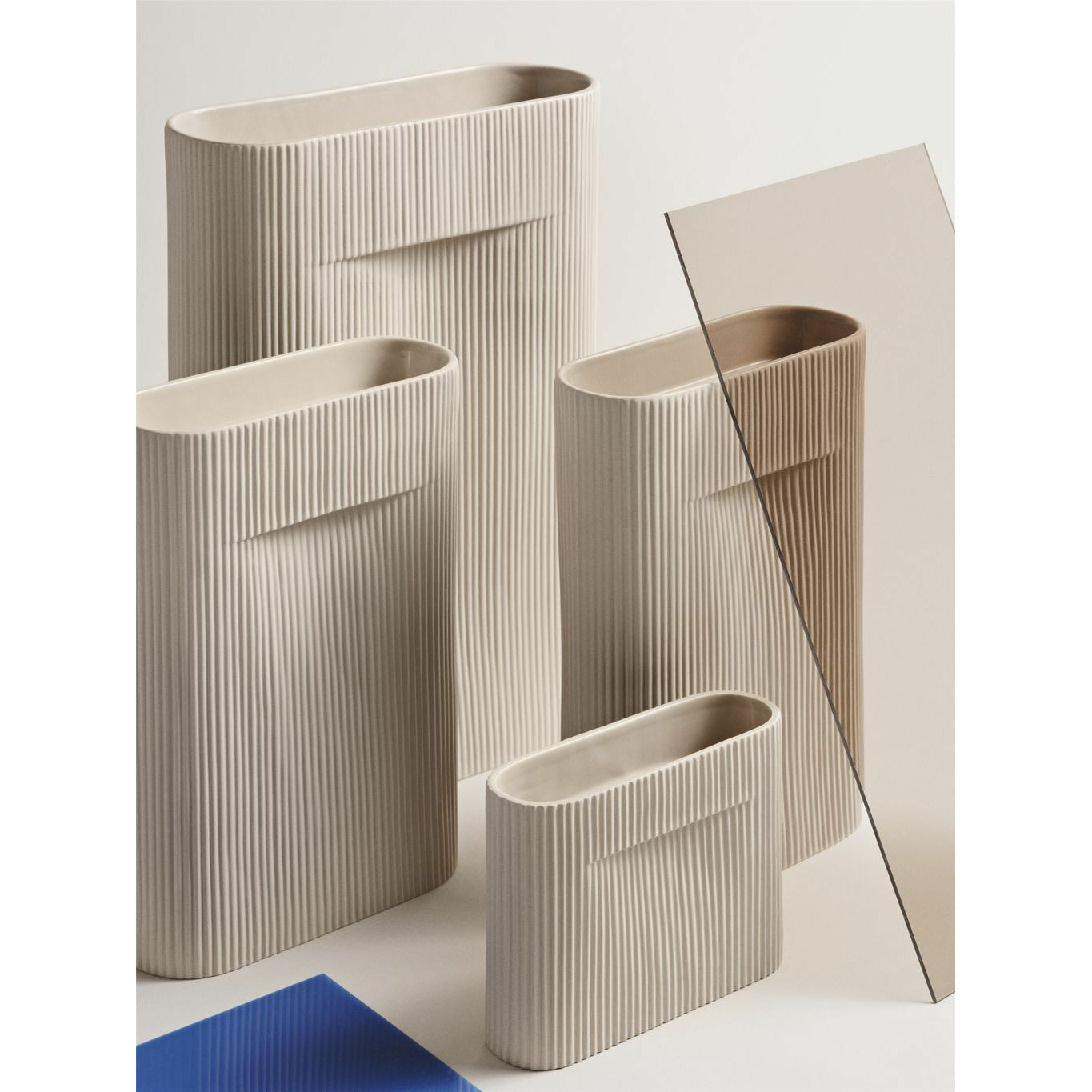 Muuto Ridge Vase H 35 cm, beige