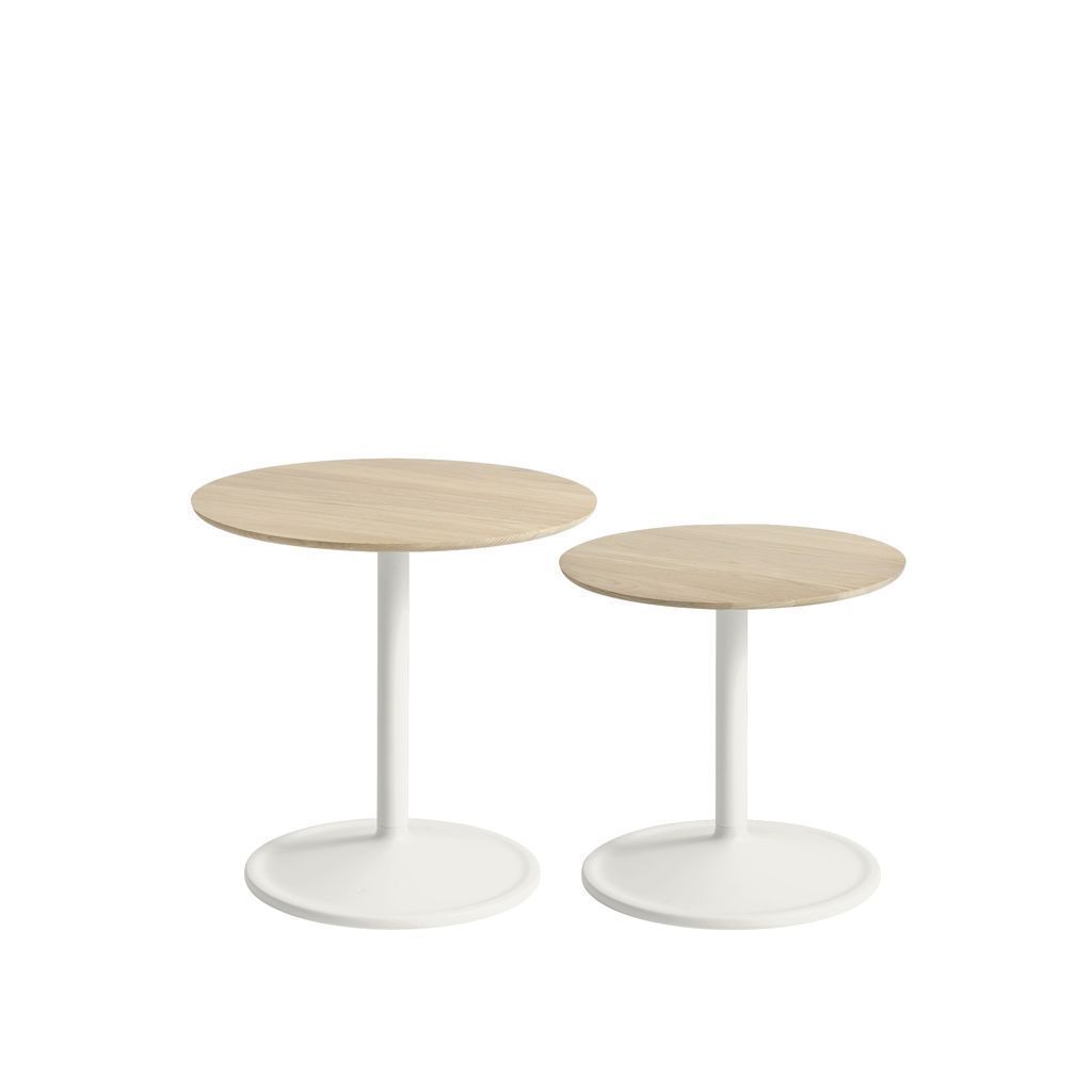 Muuto Soft Table Side Øx H 48x40 cm, roble sólido/apagado blanco