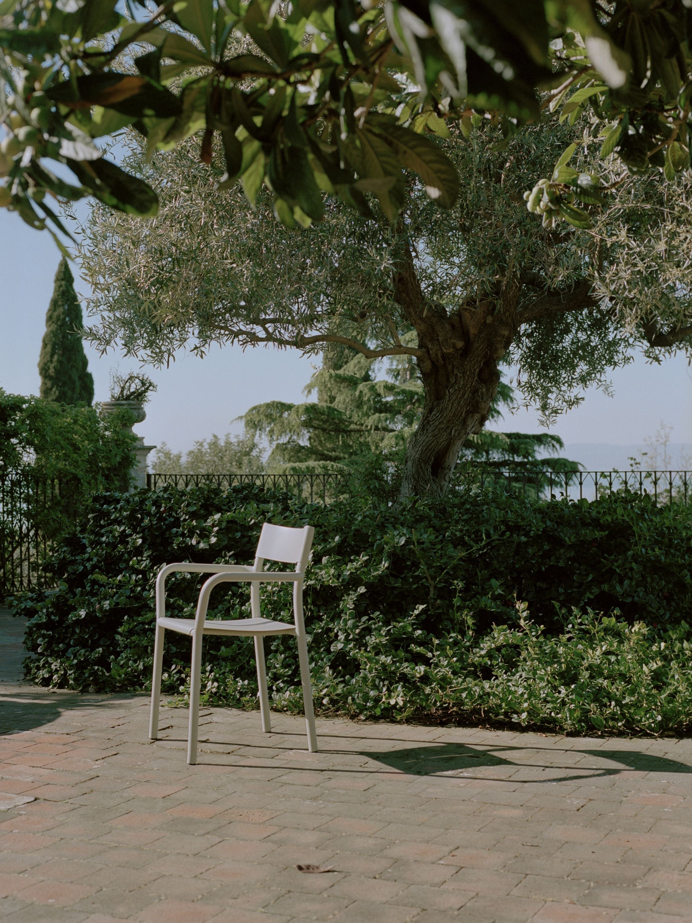 Les nouvelles œuvres peuvent fauteuil, gris clair