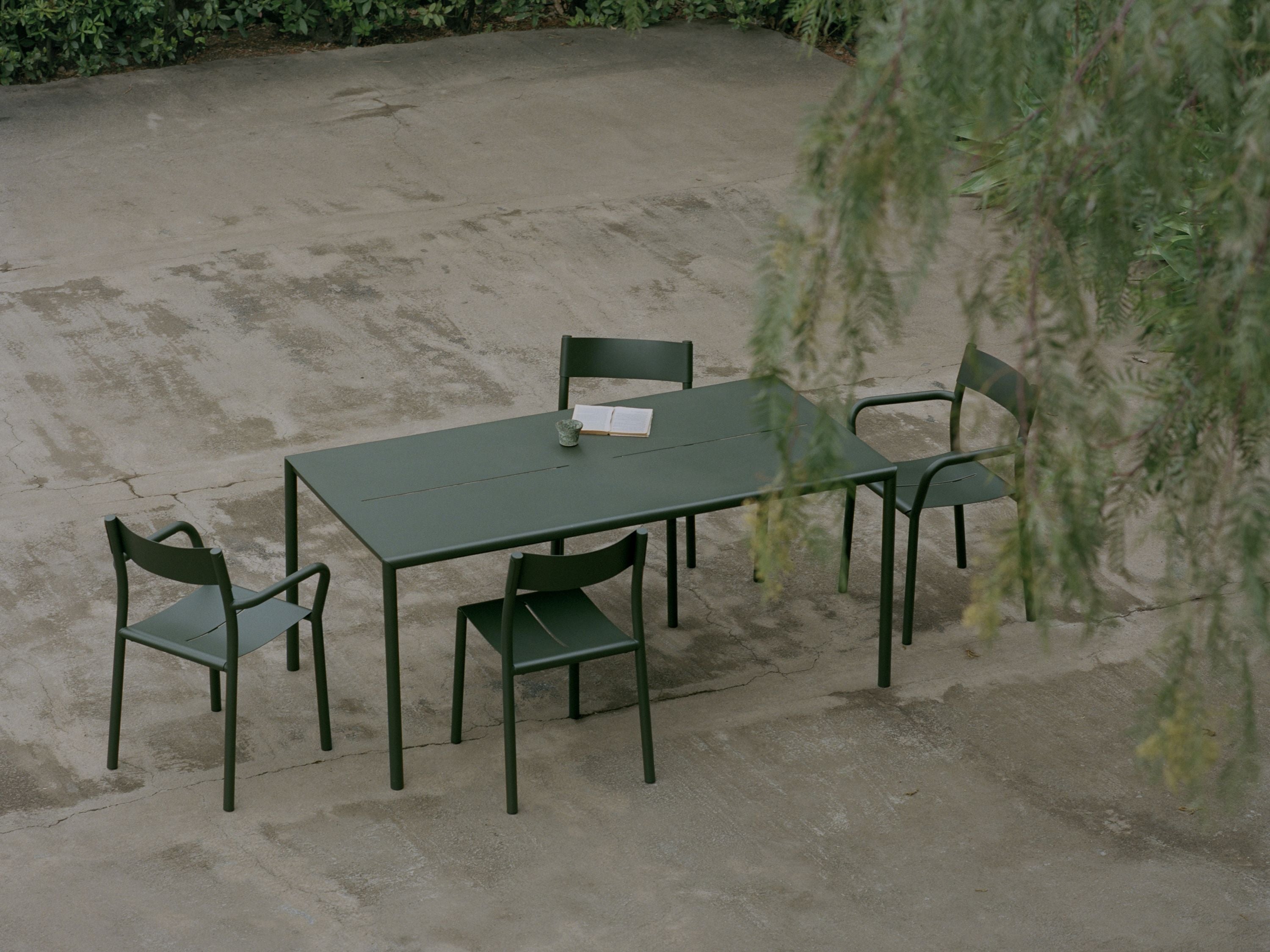 New Works May Table 170 Cm, Dark Green