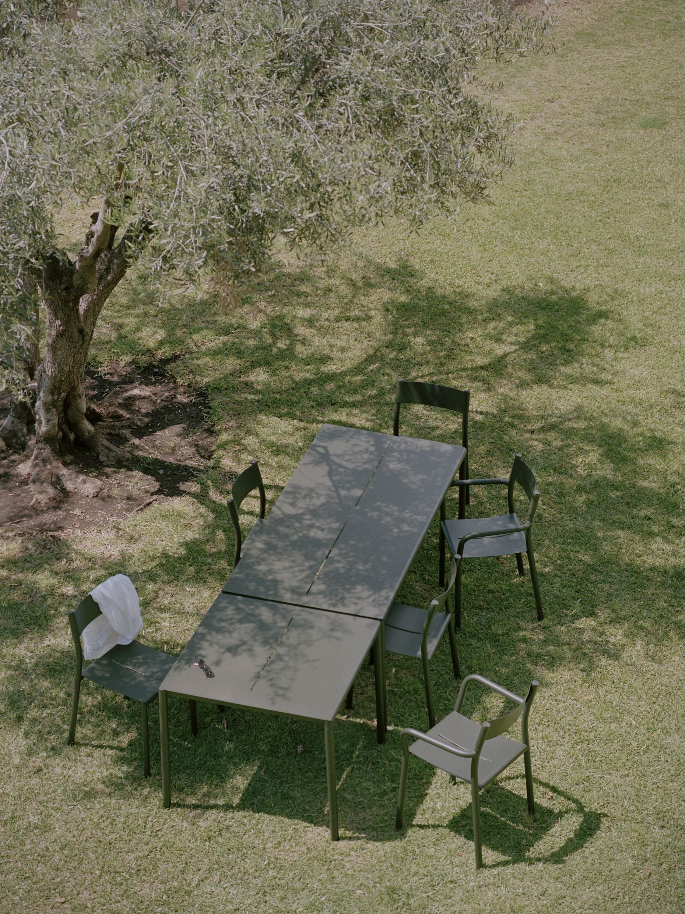 New Works May Table 170 Cm, Dark Green