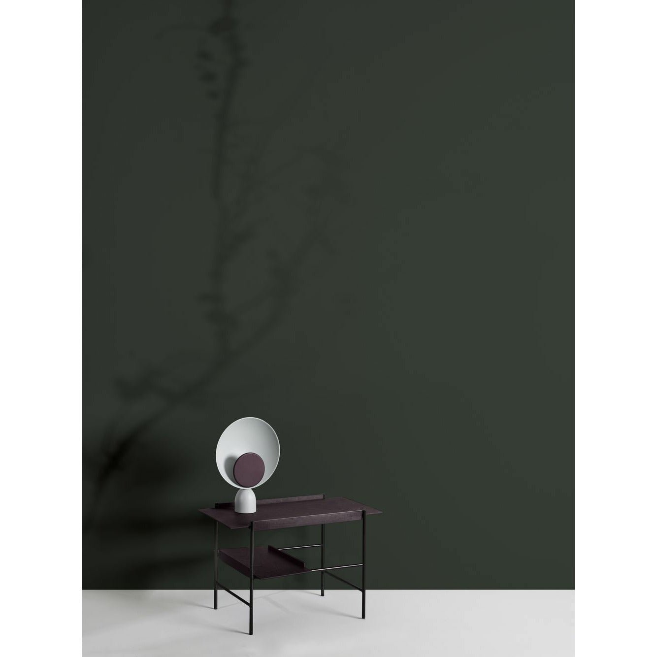 Por favor, espere para estar sentado, Blooper Table Lamp Purple, UE