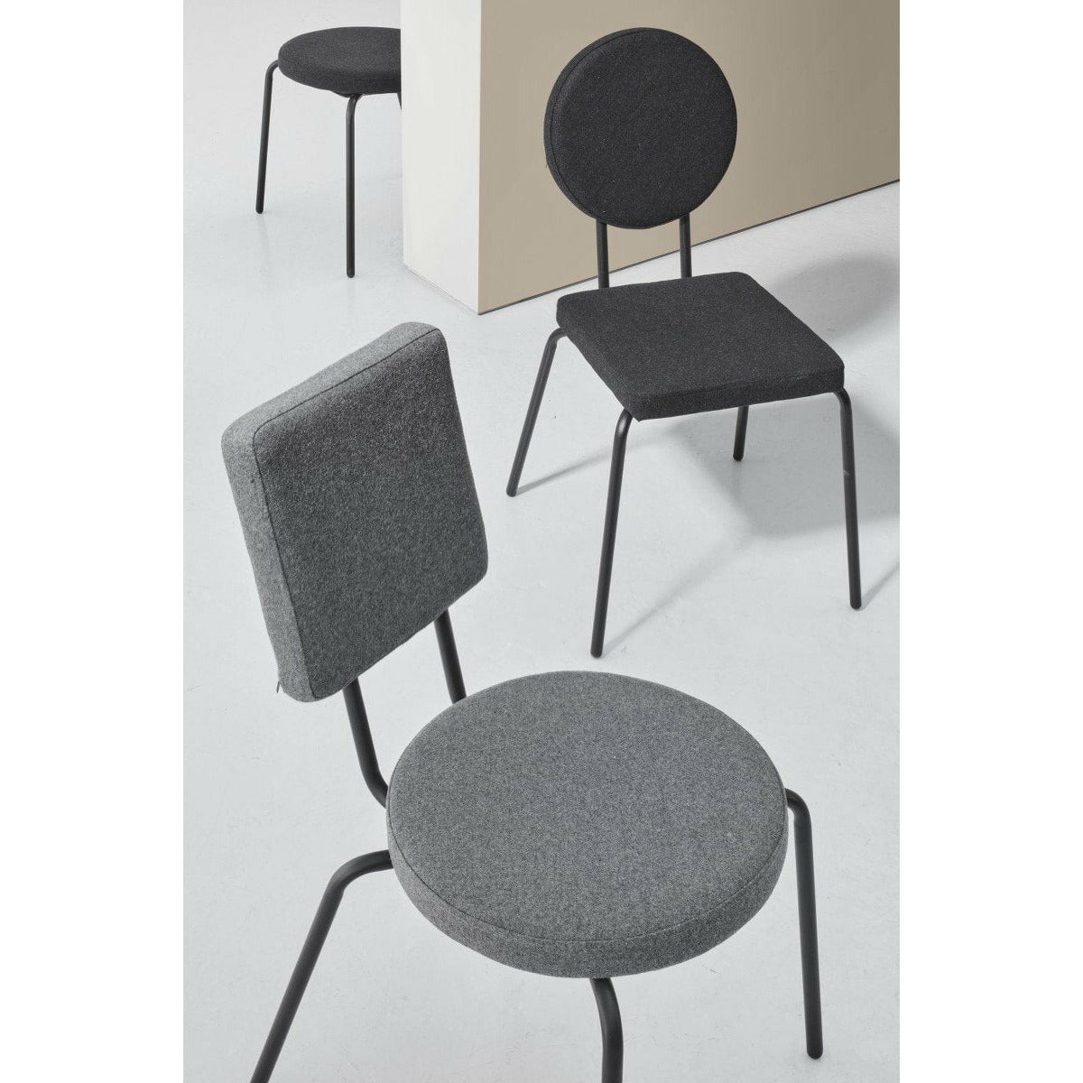 Puik Option Chair Seat Round / Backrest Square, Light Grey