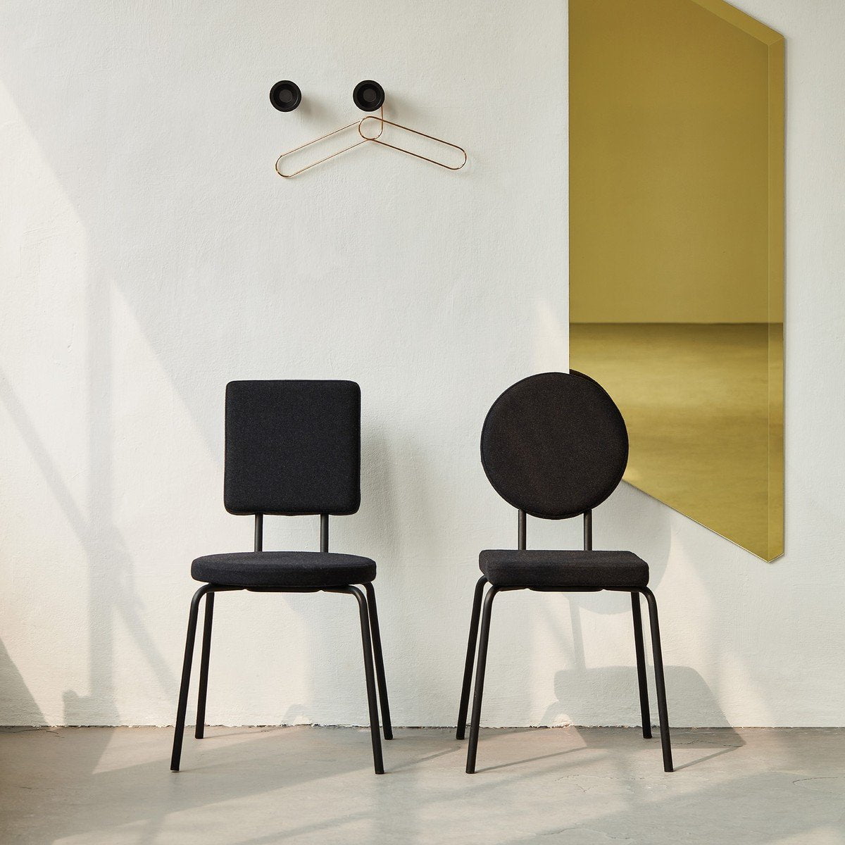 Silla de opción puik asiento redondo / cuadrado de respaldo, negro