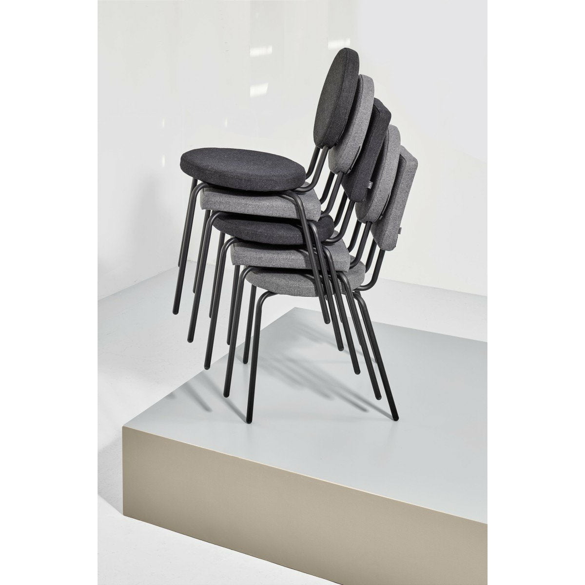 Silla de opción puik asiento redondo / cuadrado de respaldo, negro