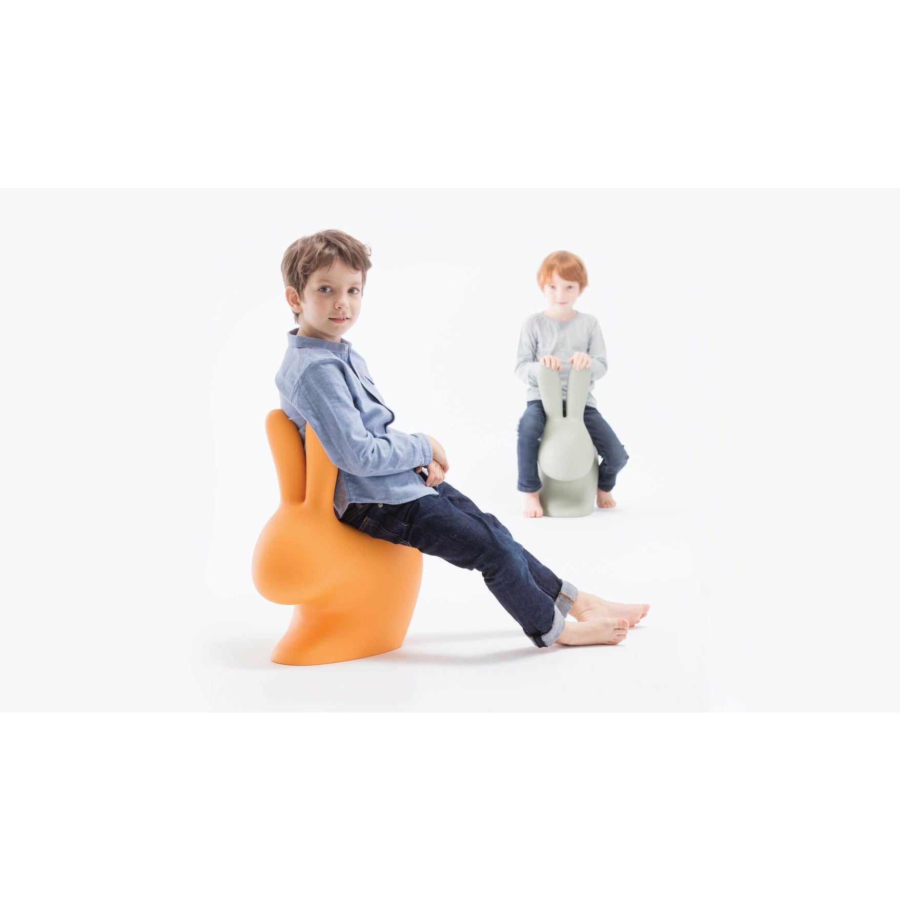 Chaise bébé lapin Qeeboo, gris