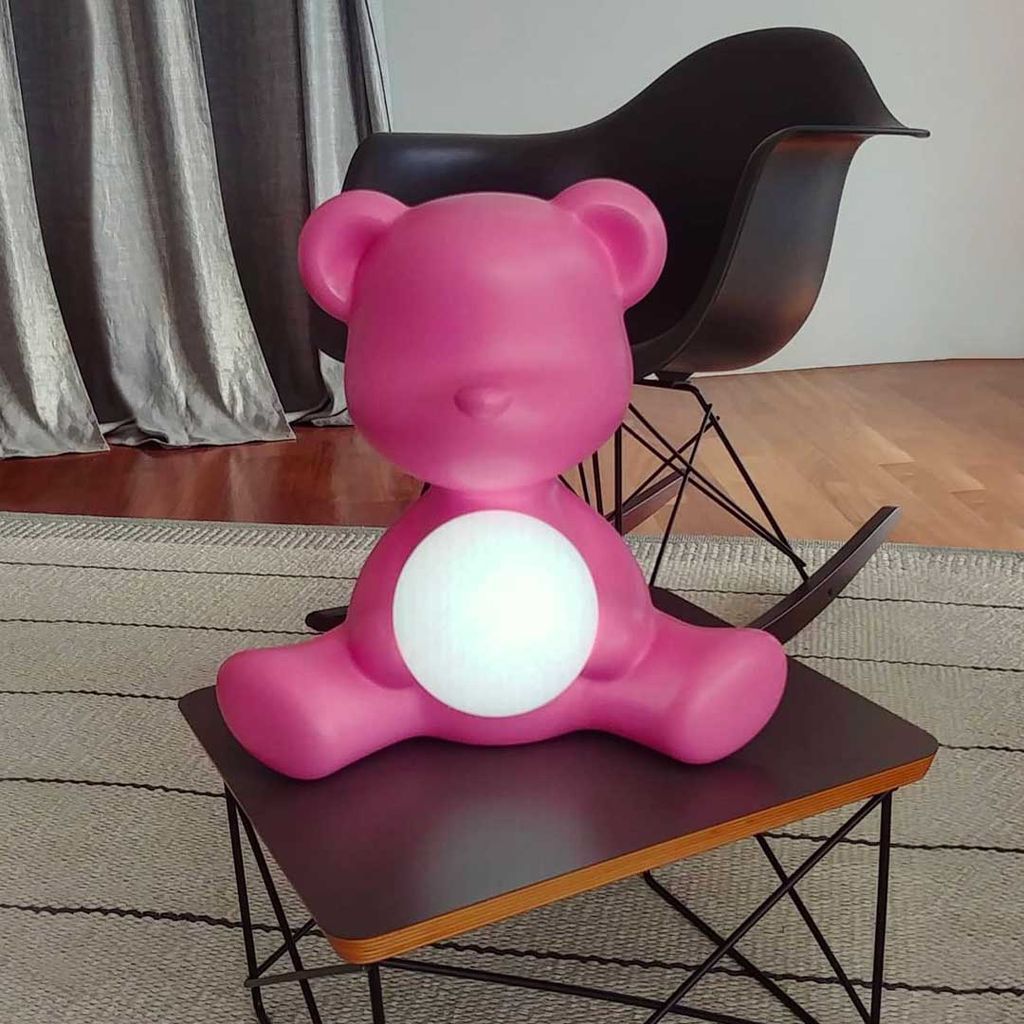 Qeeboo Teddy Girl LED wiederaufladbare Tischlampe, Fuxia