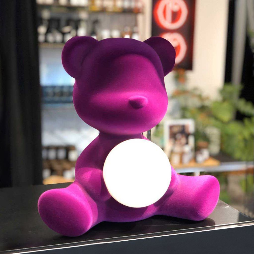 Qeeboo Teddy Girl LED wiederaufladbare Tischlampenlampen -Samt -Finish, hellblau