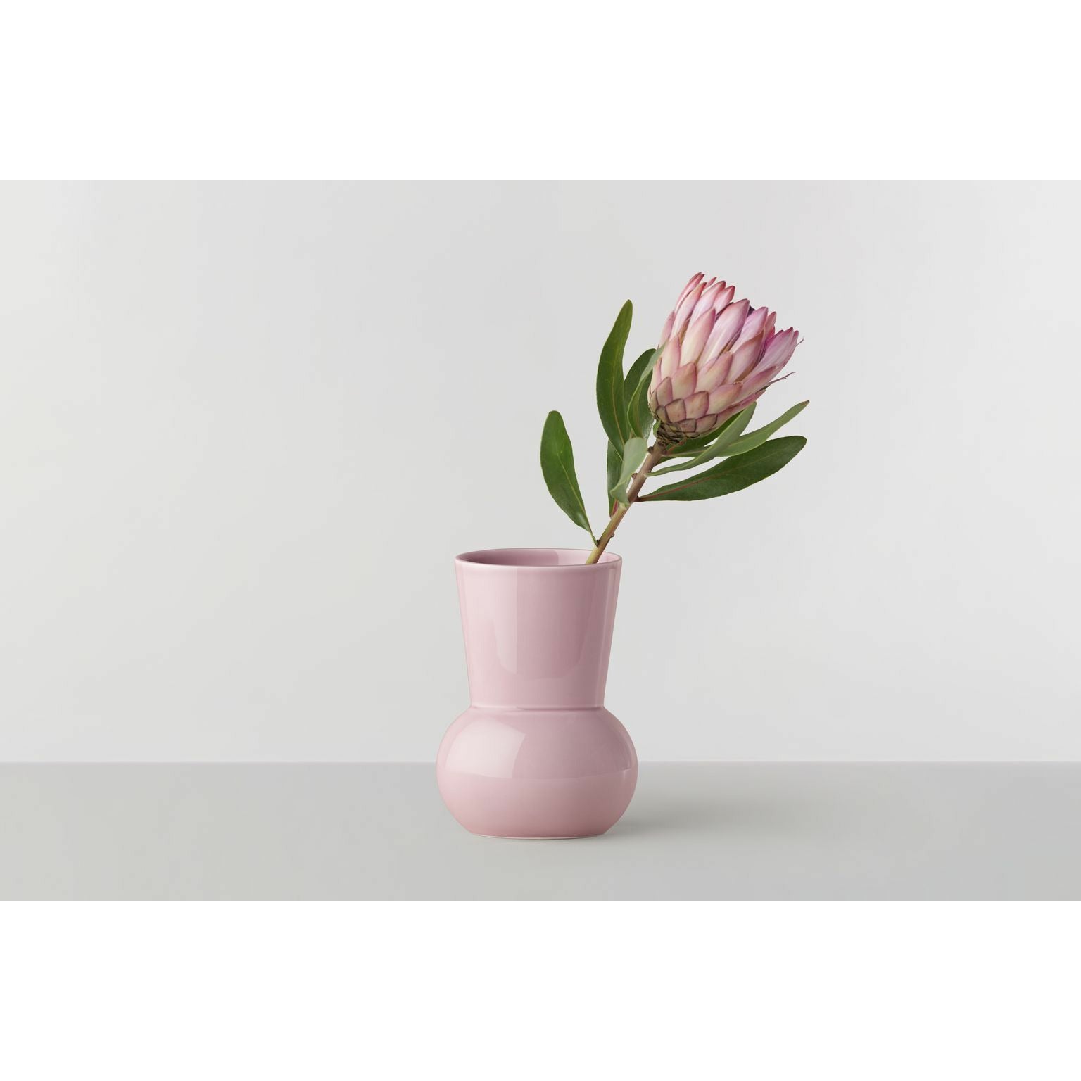 RO -Sammlung Nr. 66 Oval Vase, Pink