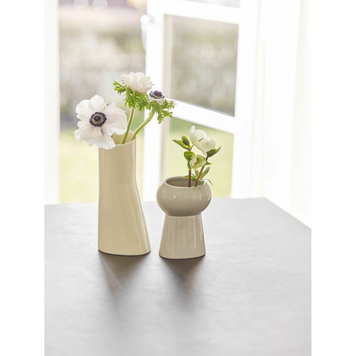 RO -samling nr. 67 oval vase, vanilje