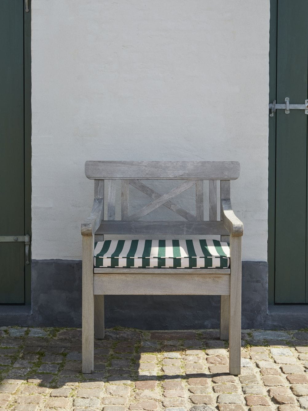 Skagerak -Sitzkissen für Drachmann -Stuhl, helles Aprikose/Dunkelgrün