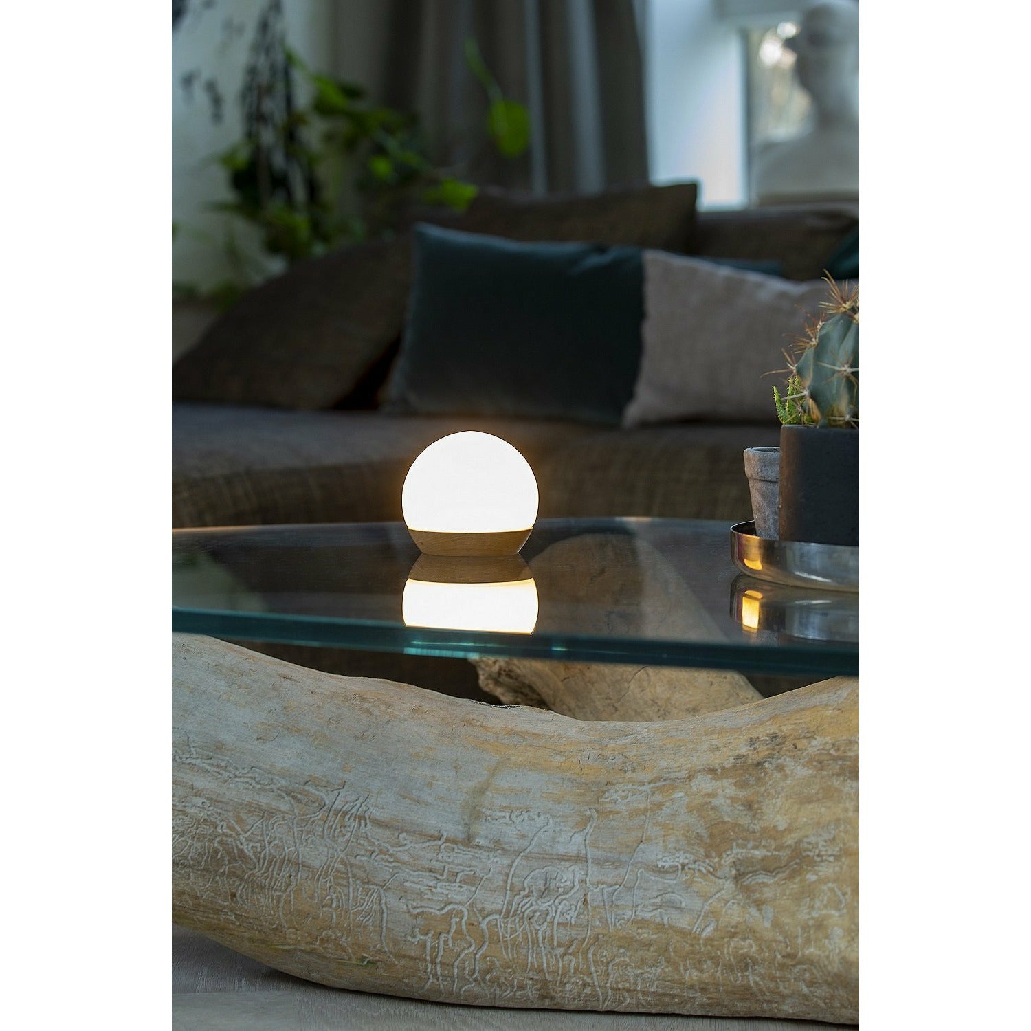 Spring Copenhagen Lampe de table rechargeable boule de neige