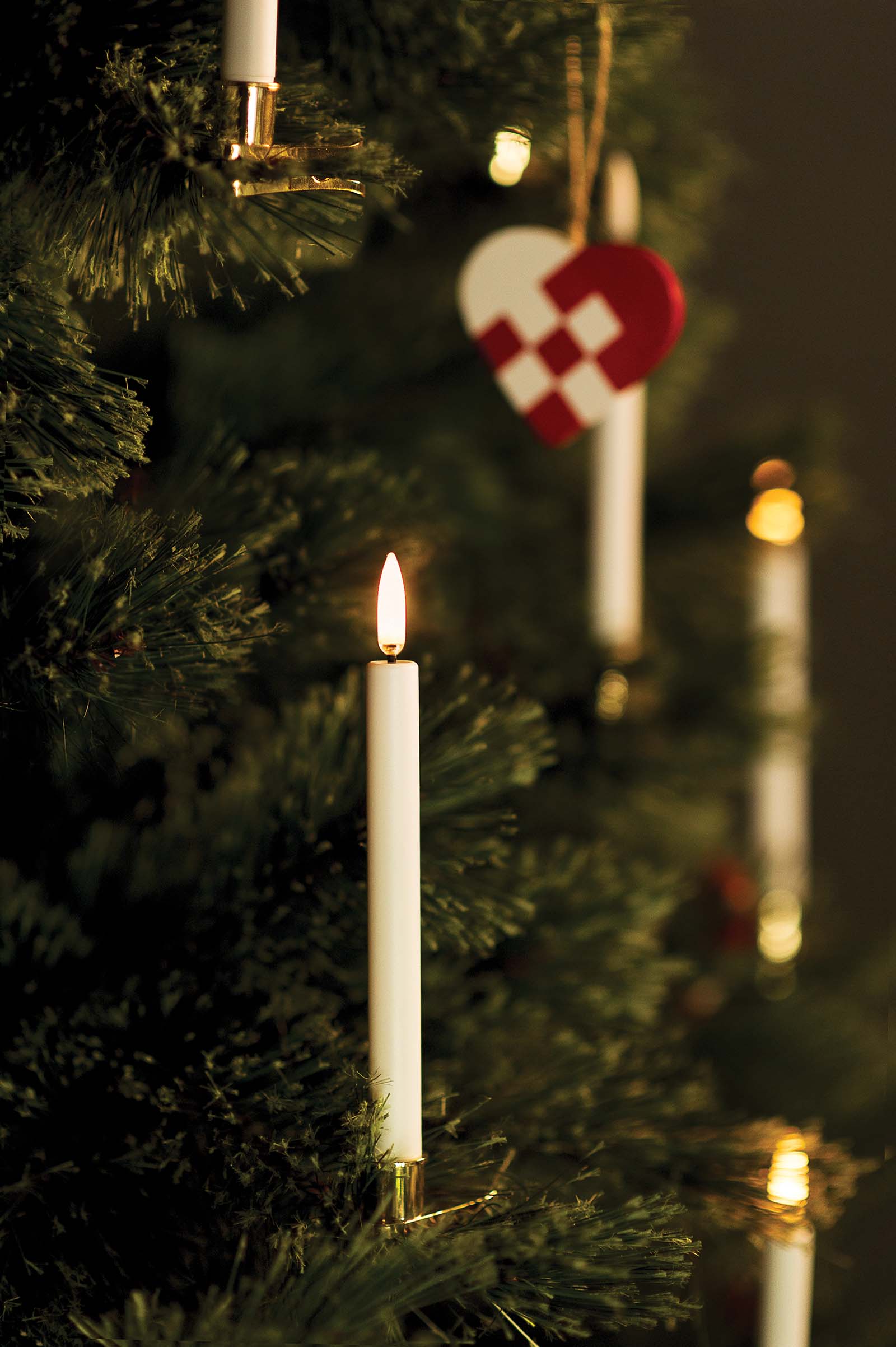 Uyuni Lighting Led Stick Candle 3 D 2 Pcs. øx H 2,3x20 Cm, Nordic White