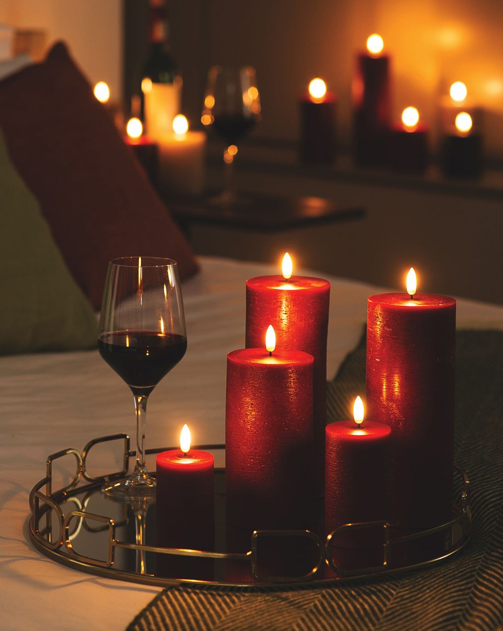 Uyuni Lighting LED Pilier Candle 3 D Flame Øx H 5x7,5 cm, Carmine Red