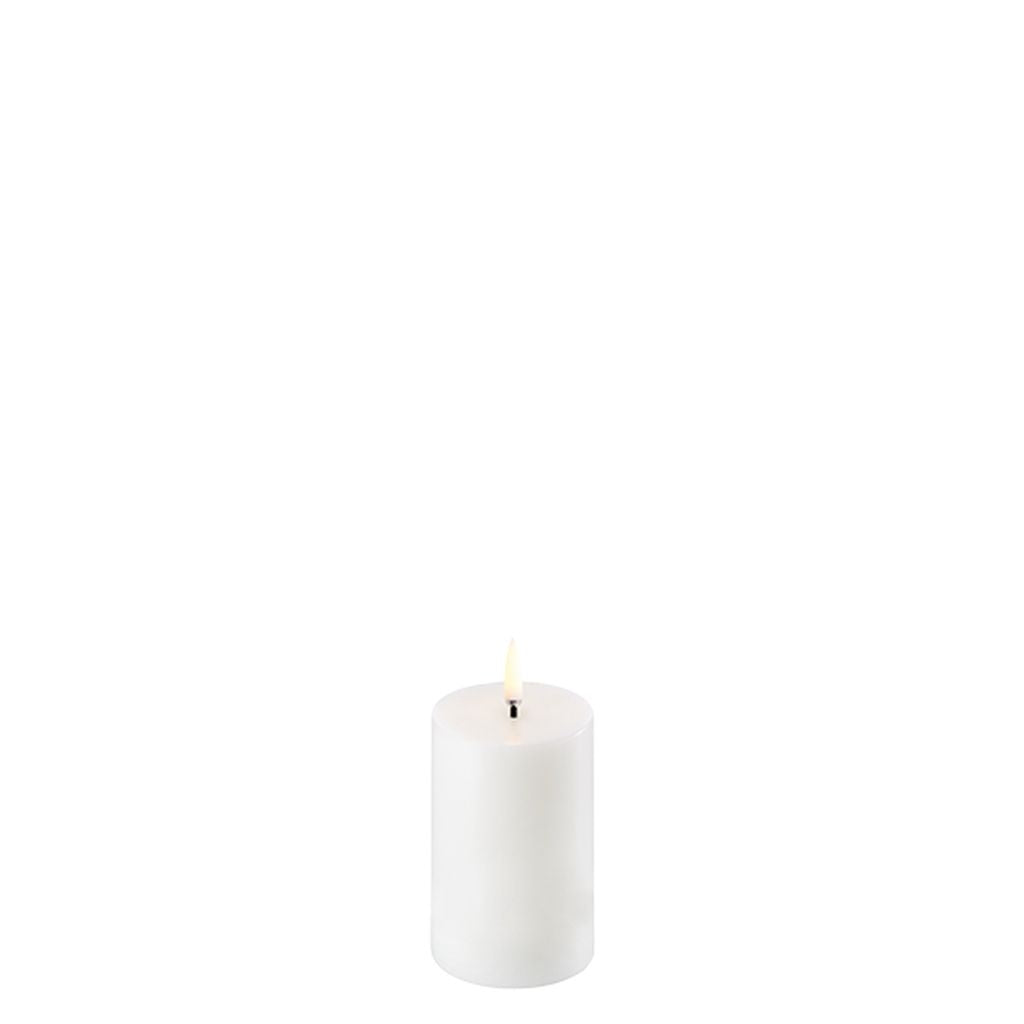 Uyuni Lighting LED Pilier Candle 3 D Flame Øx H 5x7,5 cm, blanc nordique
