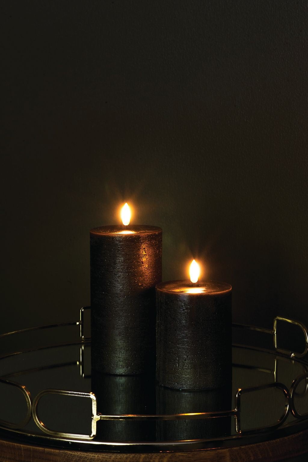 Uyuni Lighting LED -Säule Kerze 3 D Flamme Øx H 7,8x10,1 cm, Waldschwarz