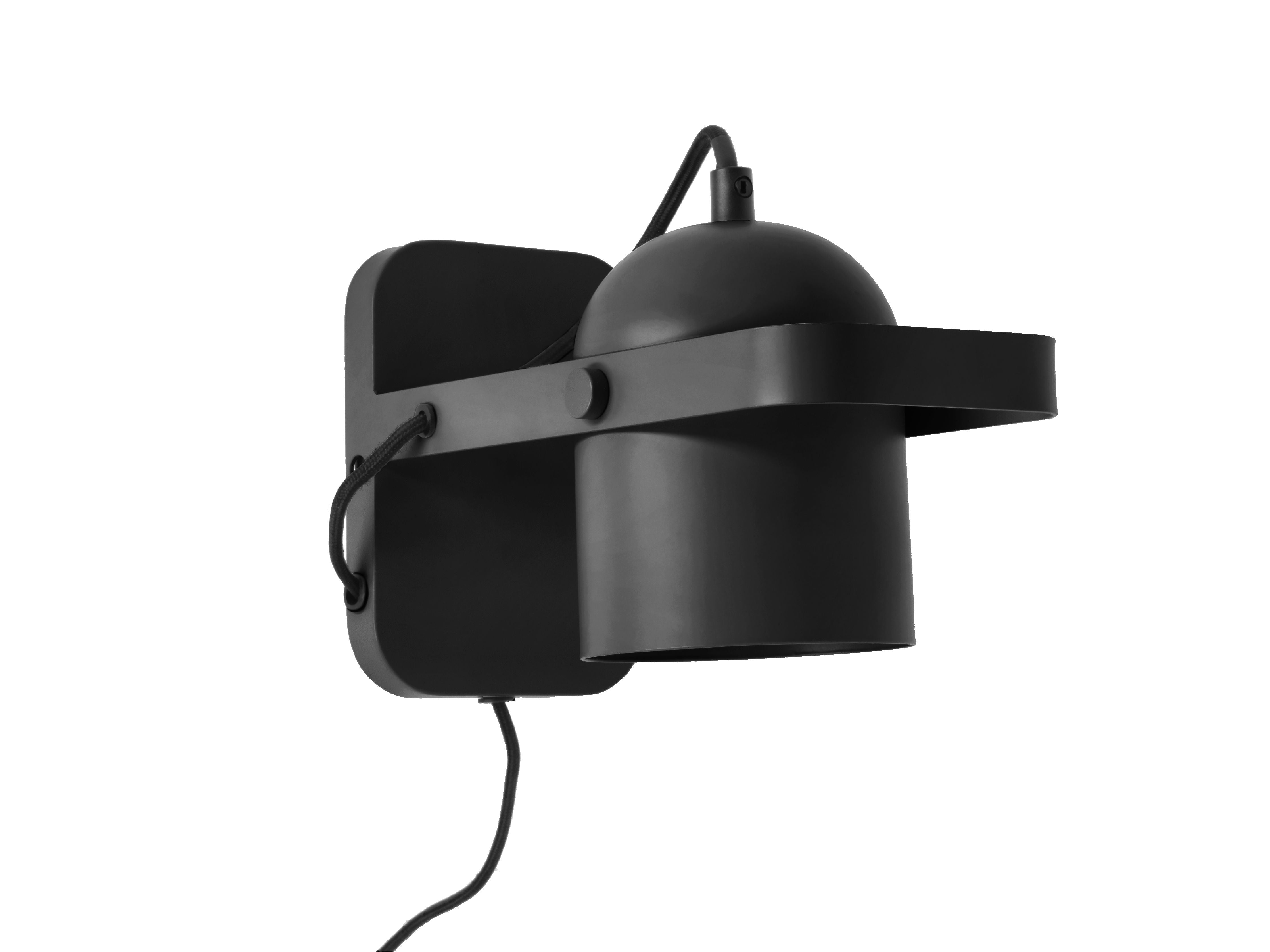 Villa Collection Nesvik Wall Lamp, Black