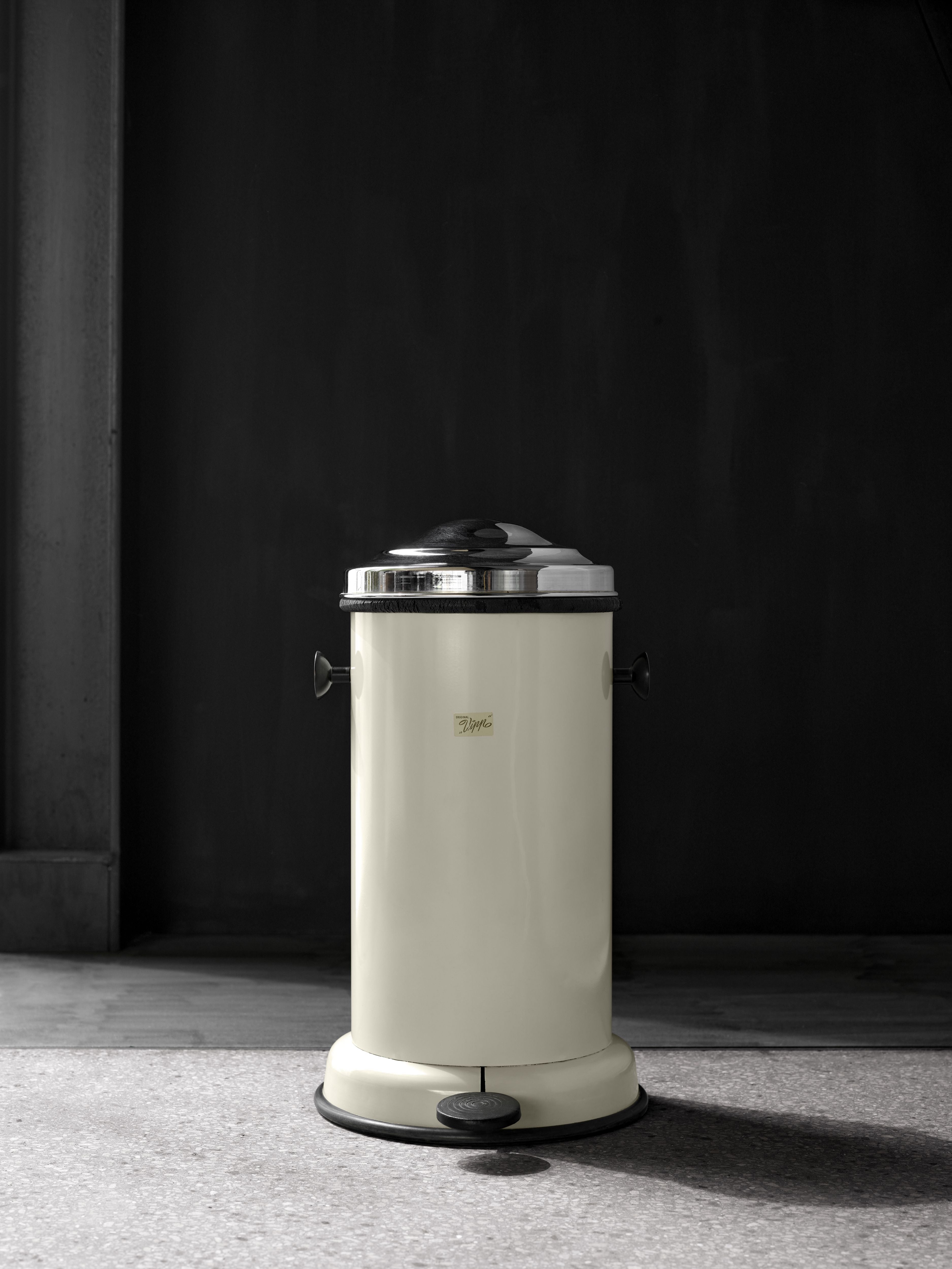 Vipp 15 Pedal Bin 14 Litres, Beige